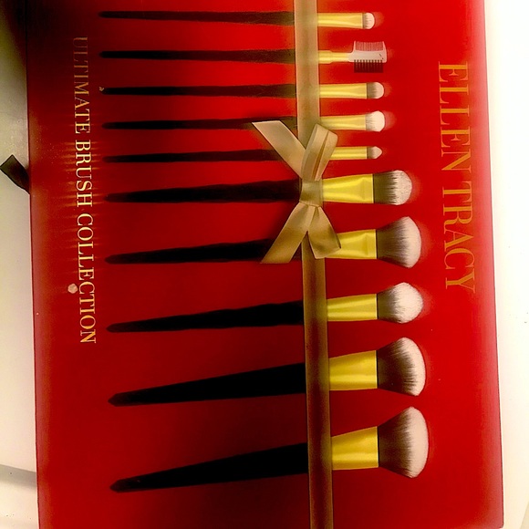 Ellen Tracy 14 pc. makeup brush set - Picture 1 of 2
